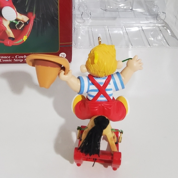 Heirloom Collection Carlton Cards Second in a Collectible Series Dennis - Picture 5 of 7